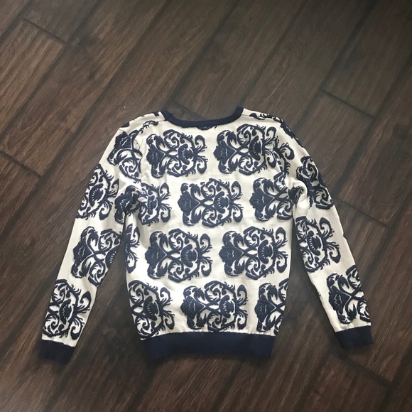 Sweater - Picture 2 of 2